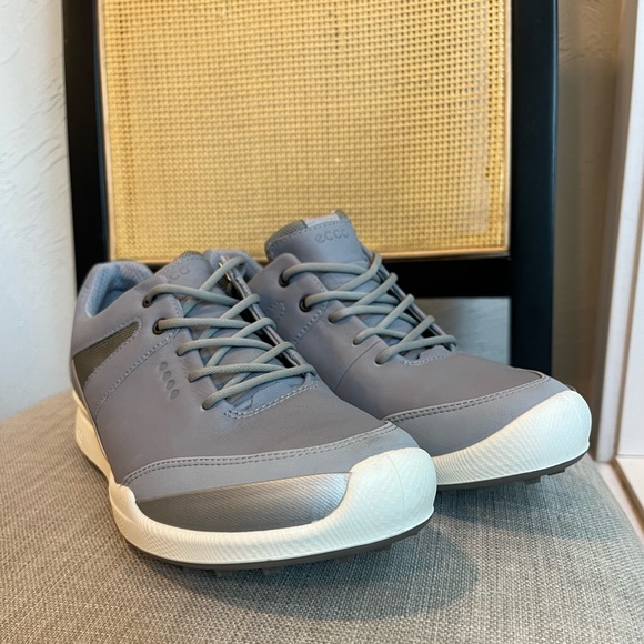 Ecco Sneakers women’s (8-8.5) 39 - Picture 12 of 13